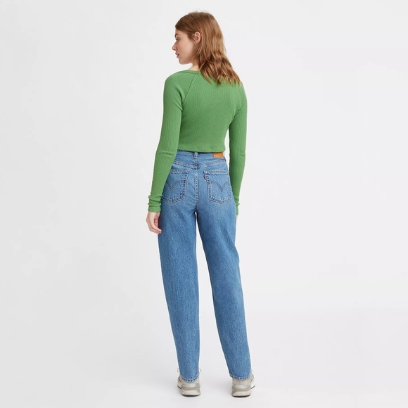 Levi’s premium medium wash high waisted tapered jeans size 26 - Picture 3 of 10